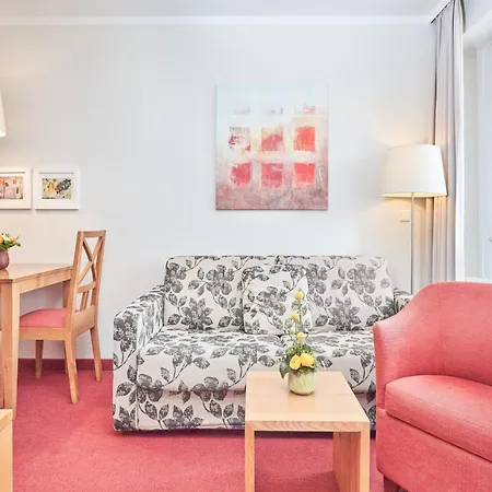 Nahe Mit Balkon Lejlighed