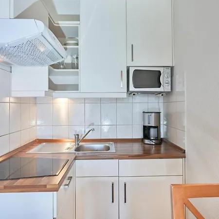 Nahe Mit Balkon Lejlighed